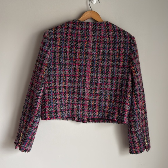 NEW SANDRO Cropped  wool blend bouclé-tweed jacket - Black/Fuschia FR 38 - Picture 4 of 16